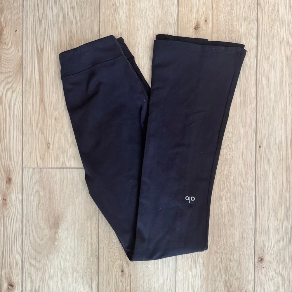 alo yoga black flare leggings pants small